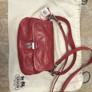 Coach 18160 Crinkle Leather Purse SV/Camelia